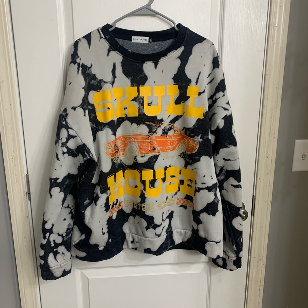Skullhouse designs sweatshirt